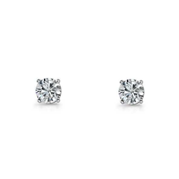 Sterling Silver 7mm Round white cz Claw Set Studs