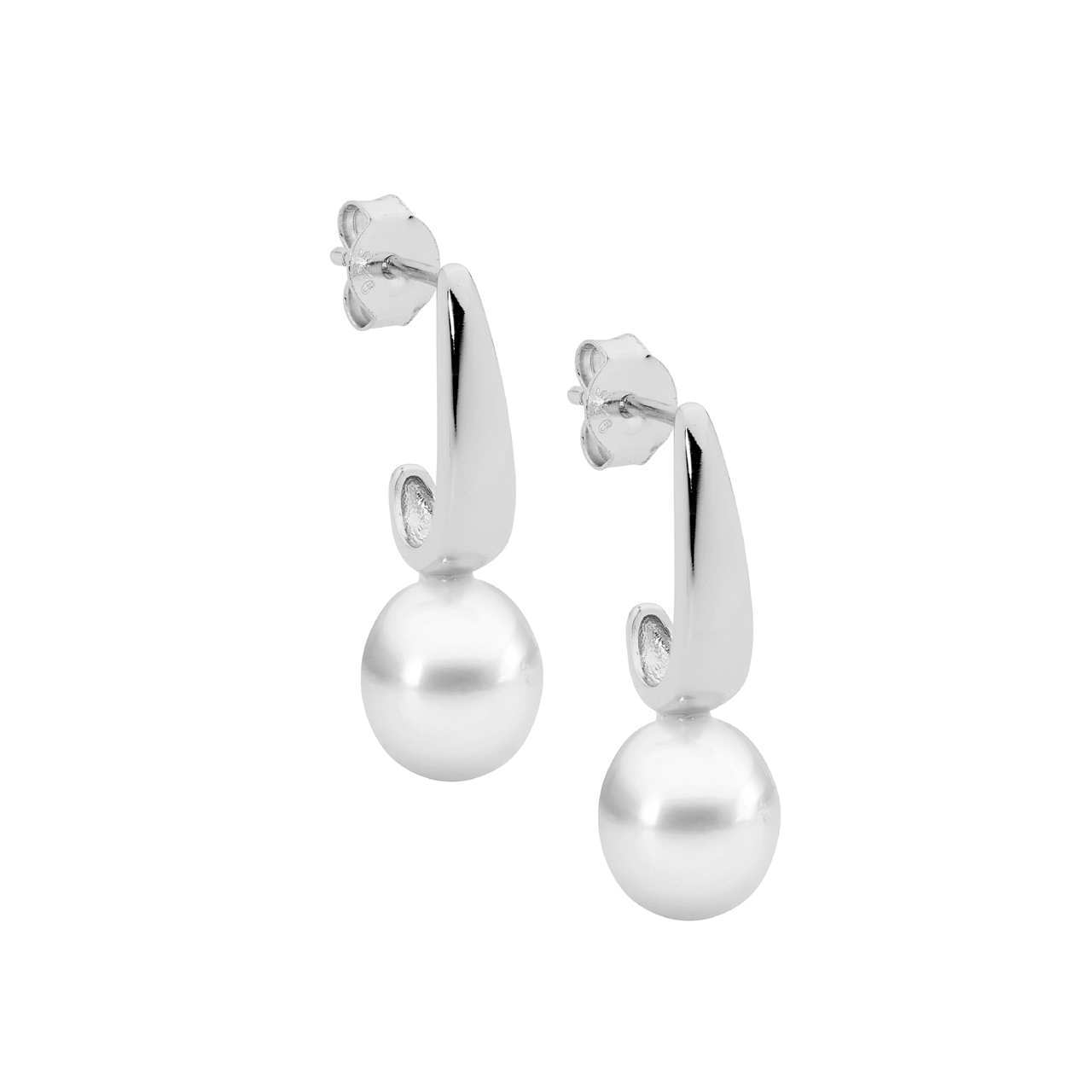 Sterling Silver drop earrings  with  freshwater pearl